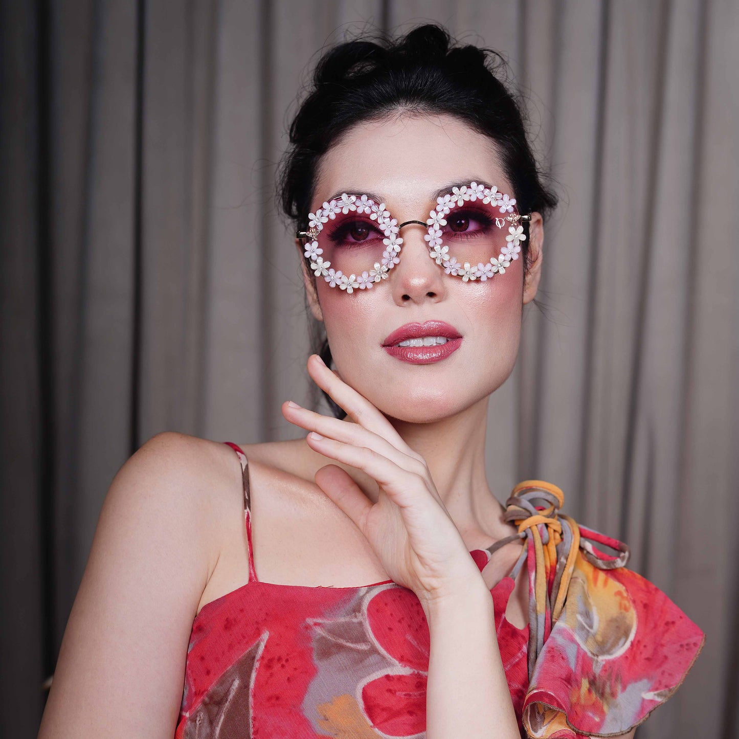 Oversized pink gradient lenses with floral crystal studded finishing-styling view