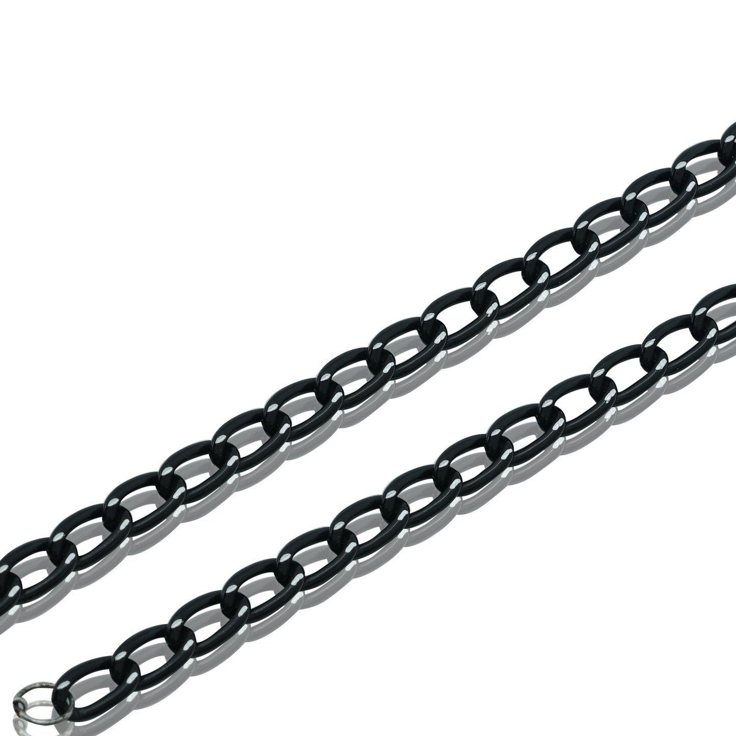 Black oval rings are attached to form a chain appearance-zoomed view