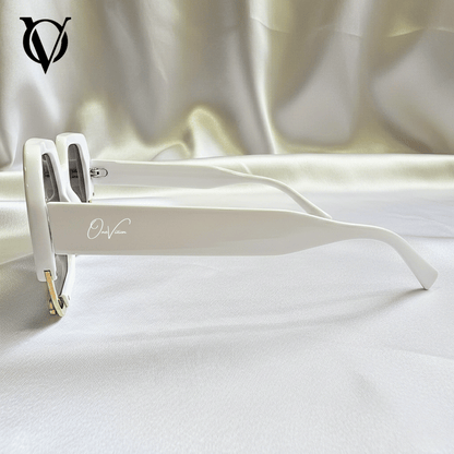 Luxe Horizon (Women Sunglasses 5698) White