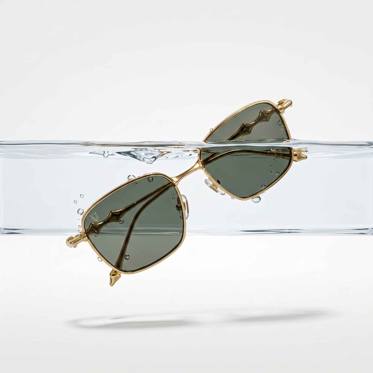 The Wave (Black Gold)
