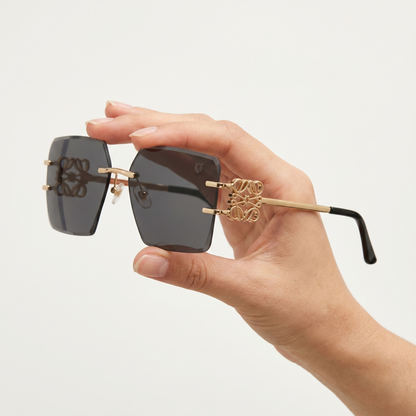 The Royal Crest (S-043 BLACK)