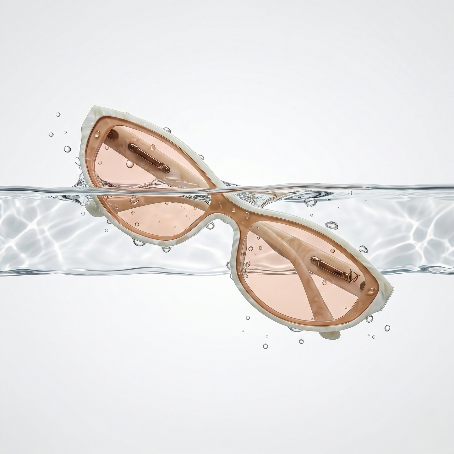 The Aero Peach (White/Peach)(19446)