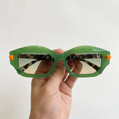 Electric Ivy (Women Sunglasses M6141 Green)