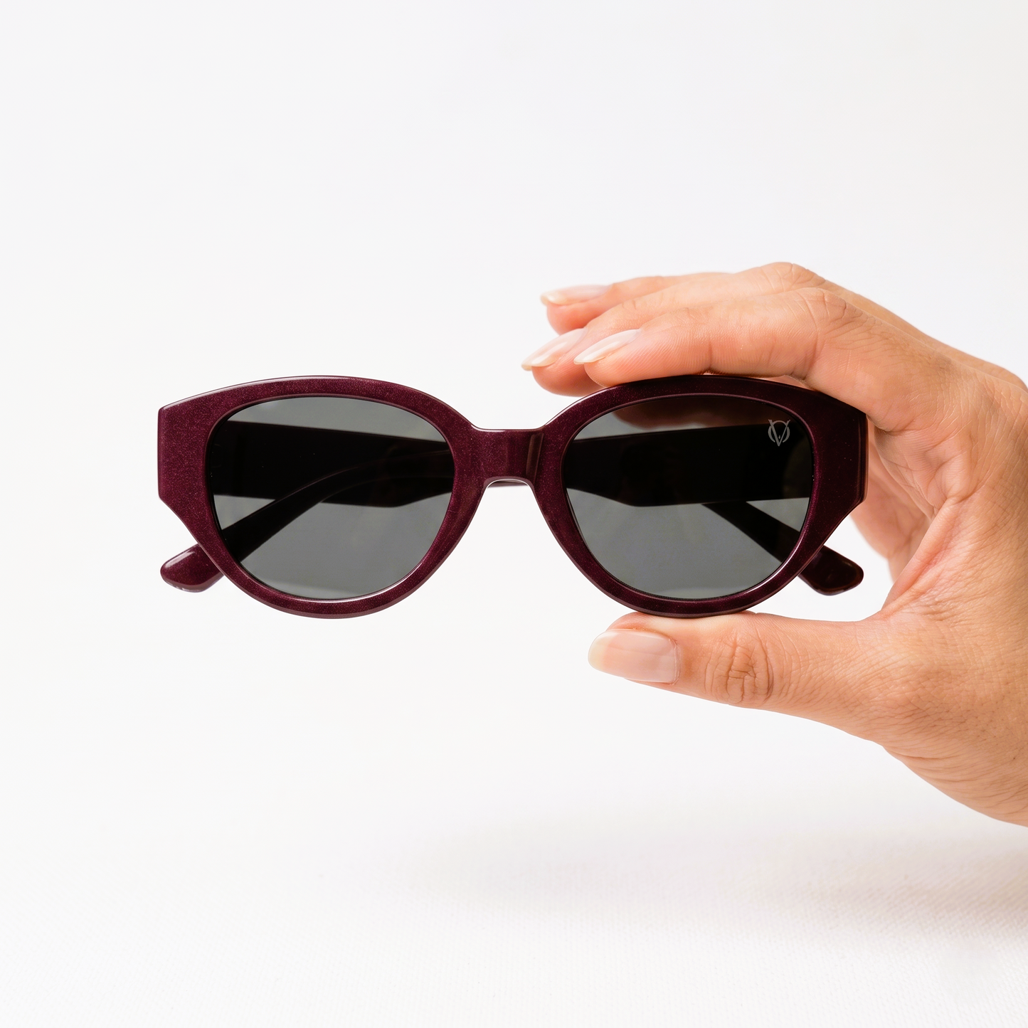 The Merlot Muse (17002-MAROON)