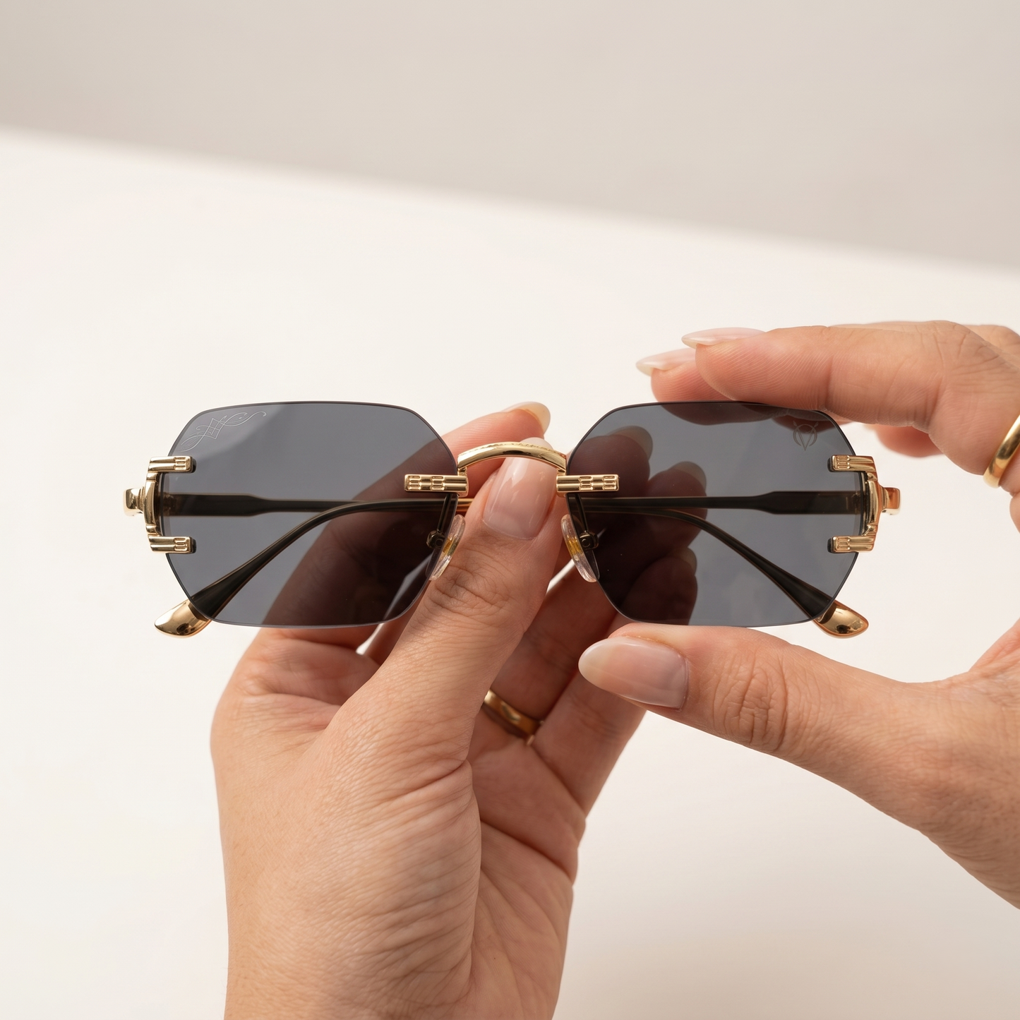 Obsidian Luxe 2506(BLACK)