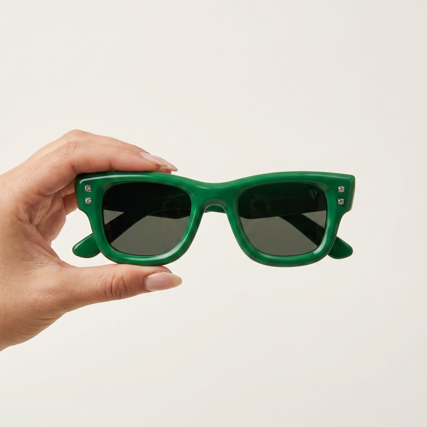 Emerald Vanguard Natural Diamond(17001)