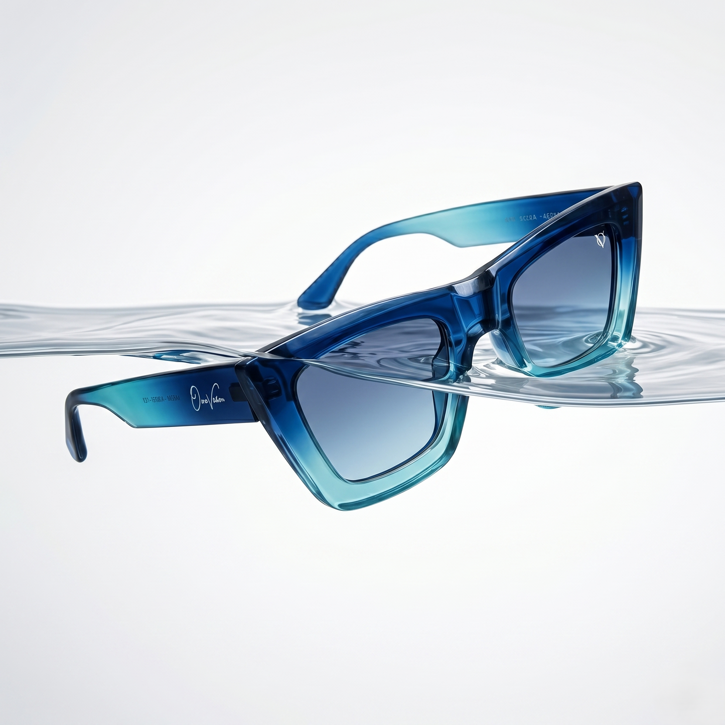 Ocean Mist Gradient (Unisex Sunglasses M6254 Blue)
