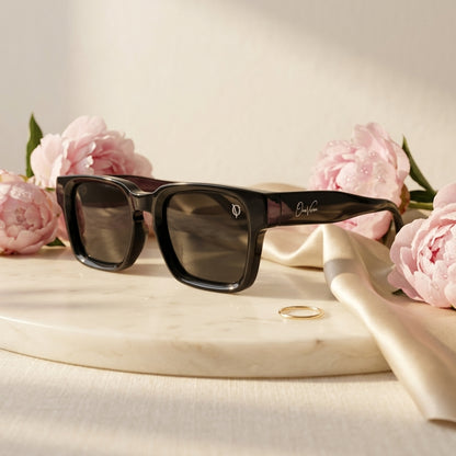 Obsidian Bold Classic Square Sunglasses (17028) black